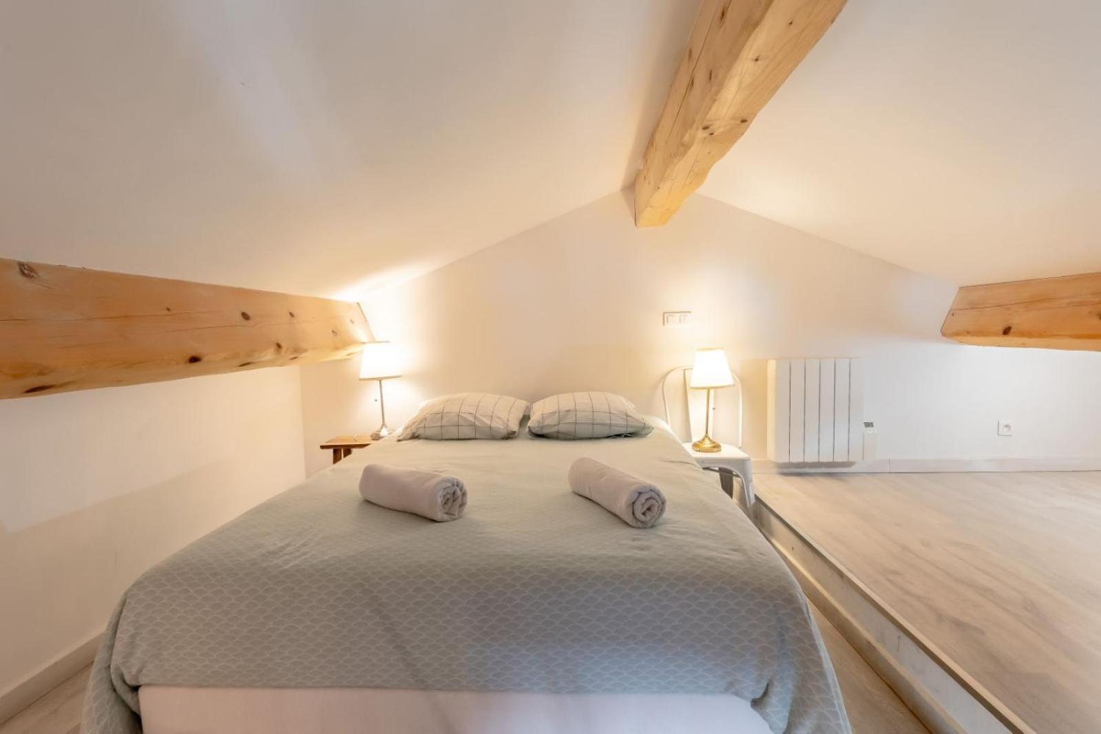 Olive- Vaste Appartement Donnant Sur La Sorgue Л'Иль-сюр-ла-Сорг Экстерьер фото